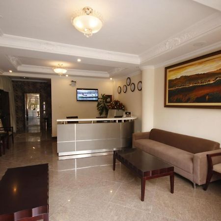 Caravan Hotel Addis Eksteriør bilde