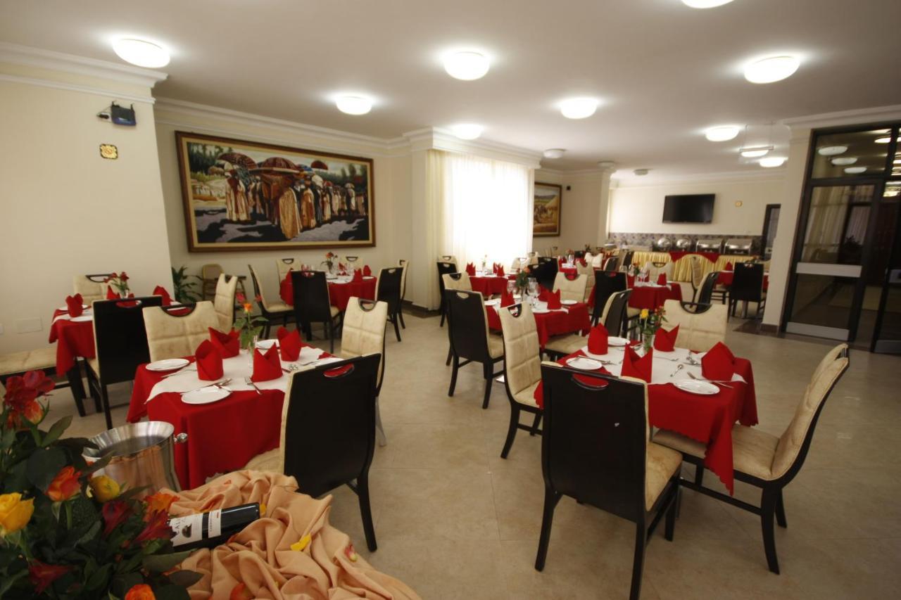 Caravan Hotel Addis Eksteriør bilde