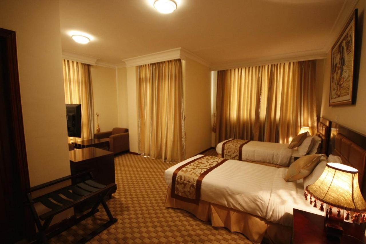 Caravan Hotel Addis Eksteriør bilde